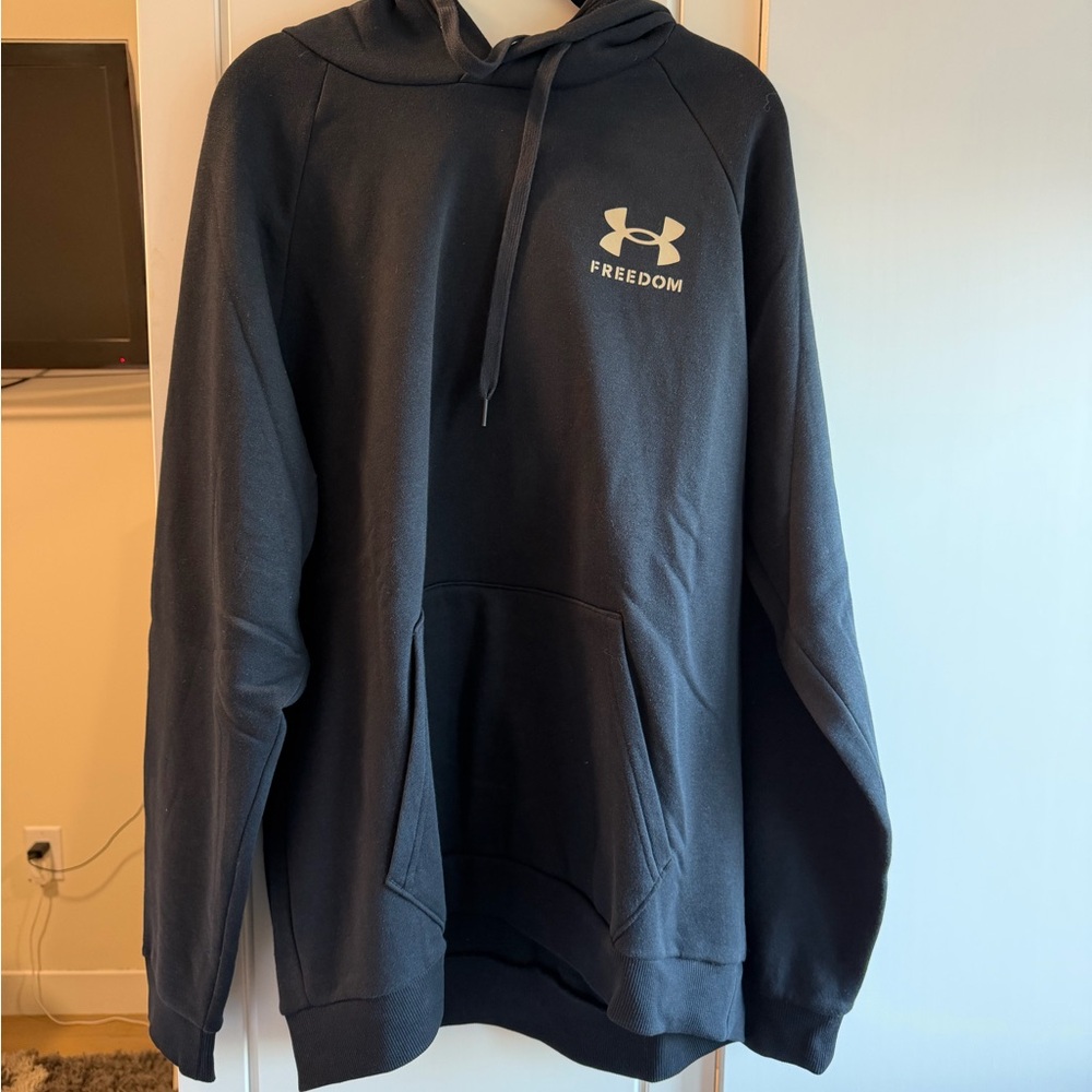 Under Armour Men's Black Hoodie